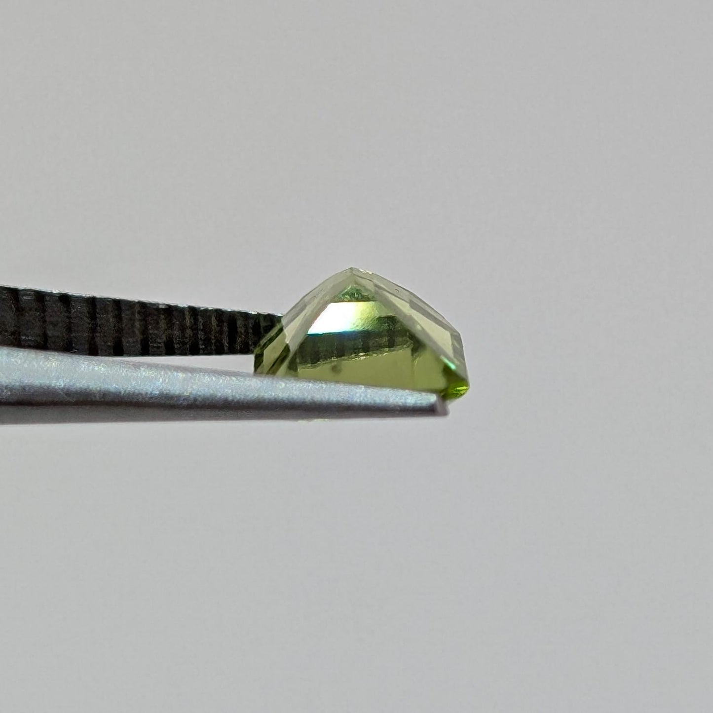 Peridoto Rectangular 5 x 7 mm