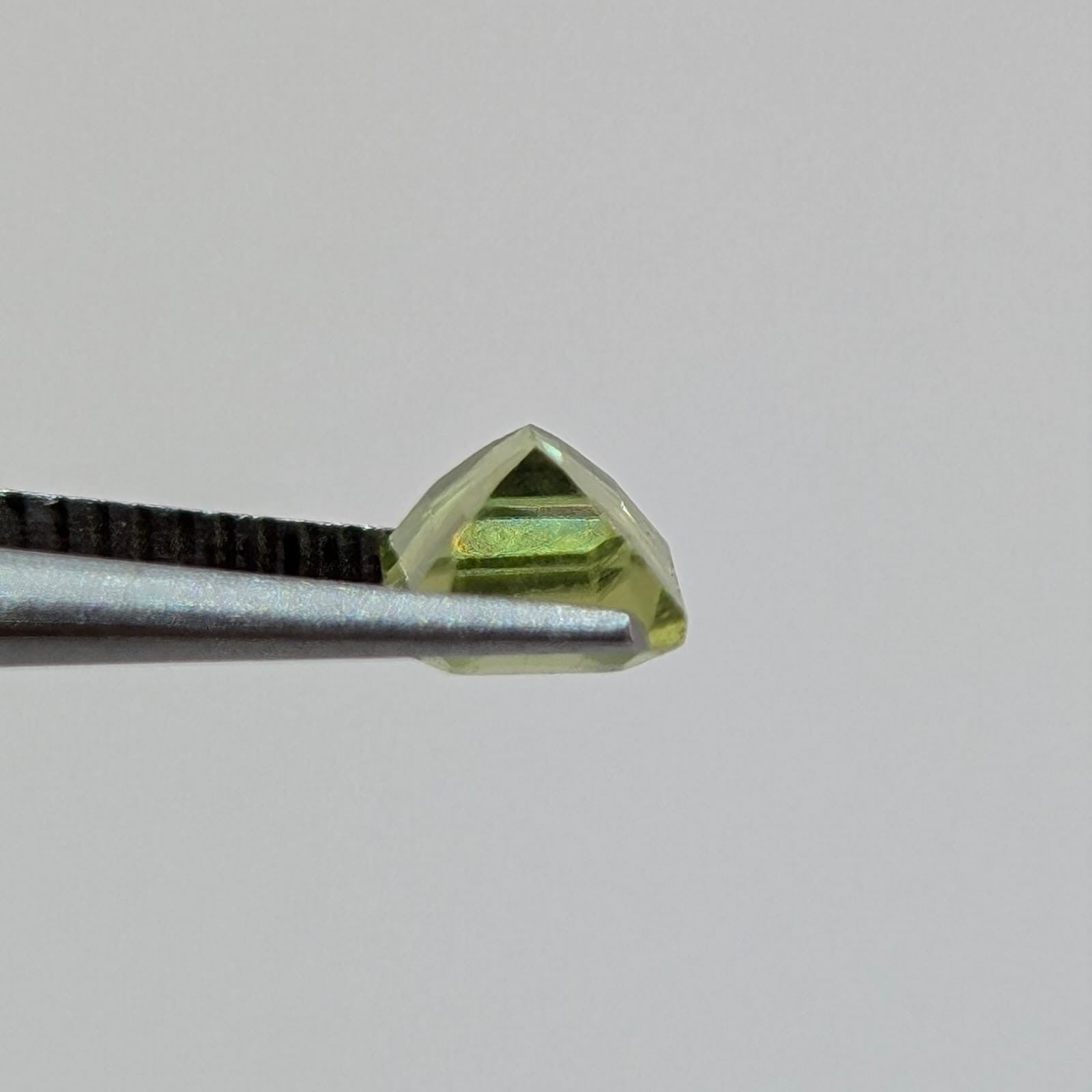 Peridoto 4mm X 6mm