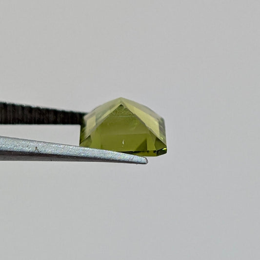 Peridoto 6 x 8 mm