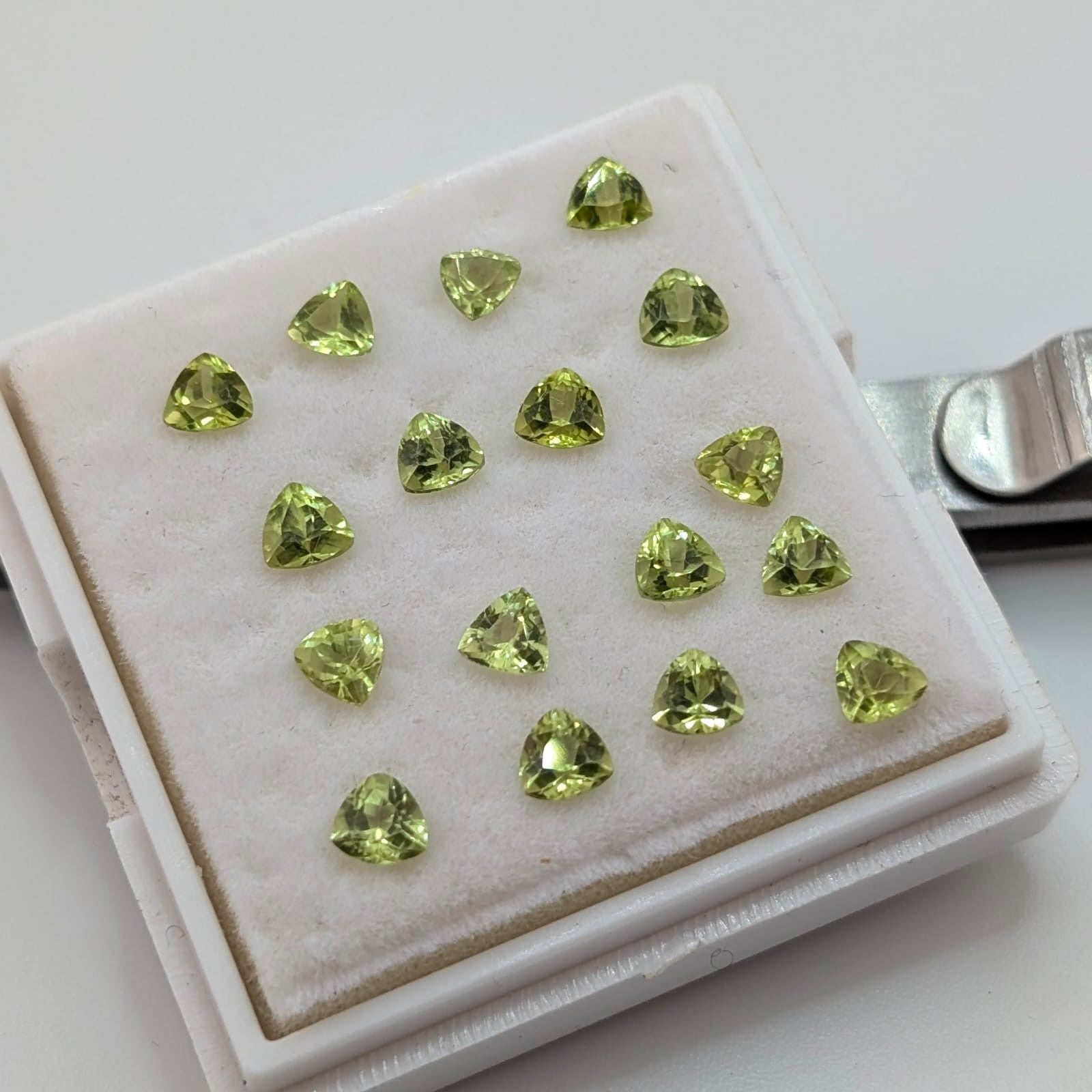 Peridoto 4 Mm