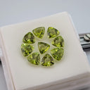 Peridoto Verde Facetado Trilliant 6 mm