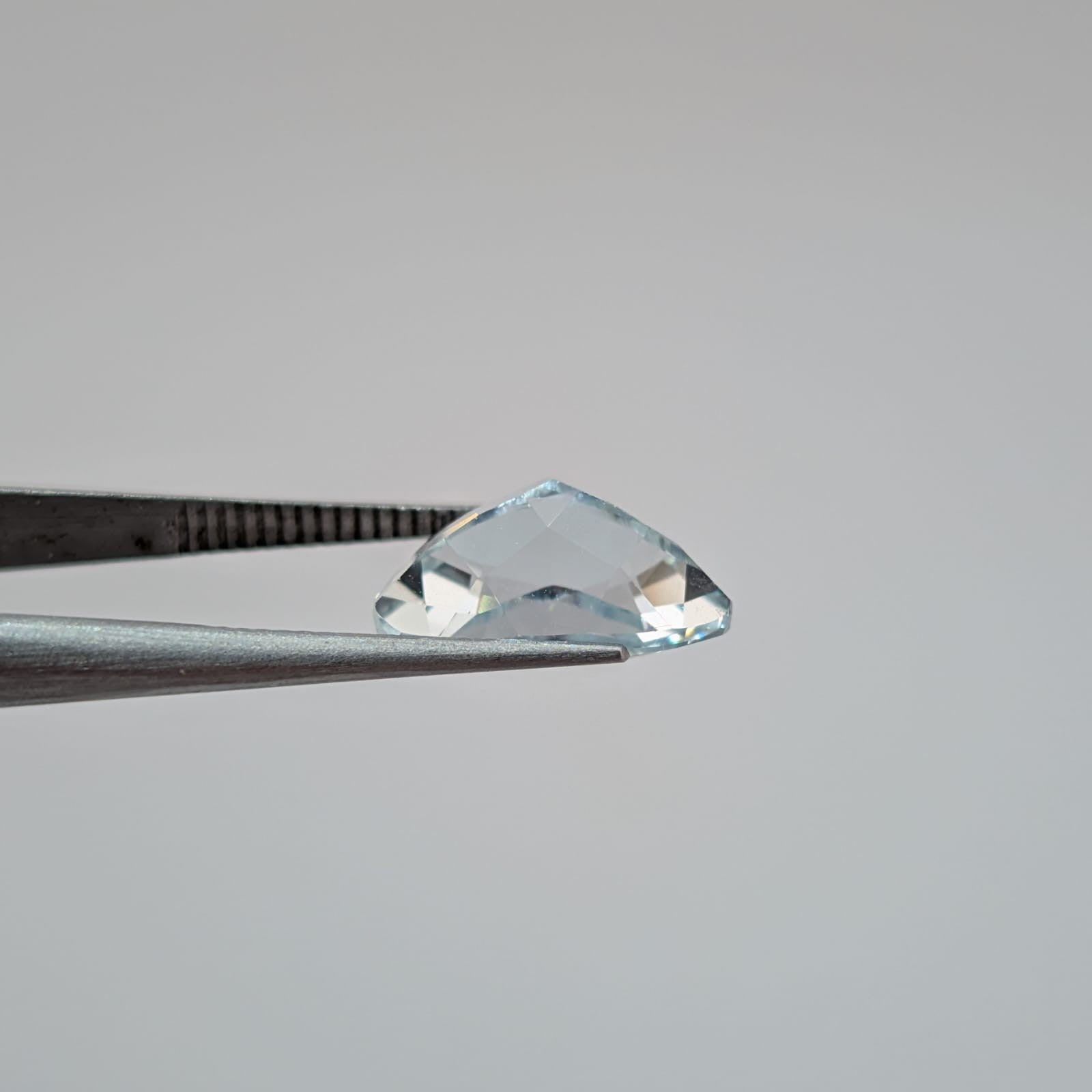 Aguamarina Facetado Triangular 11 mm x 7.5 mm