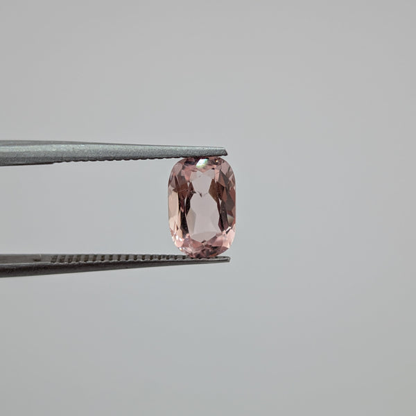 Morganita Facetado Rectángular 7.6 mm x 5 mm