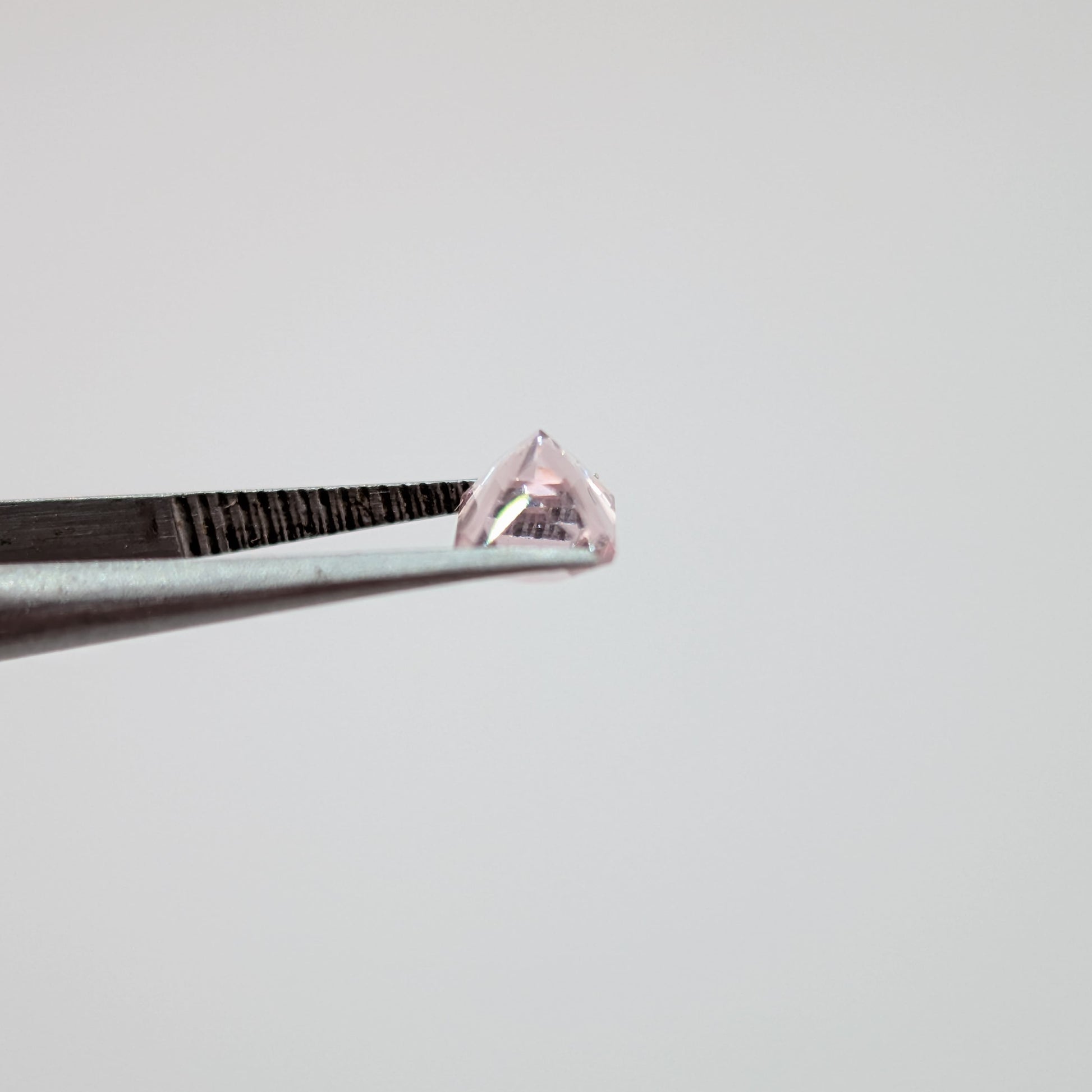 Morganita Facetado Rectángular 7.8 mm x 4.6 mm