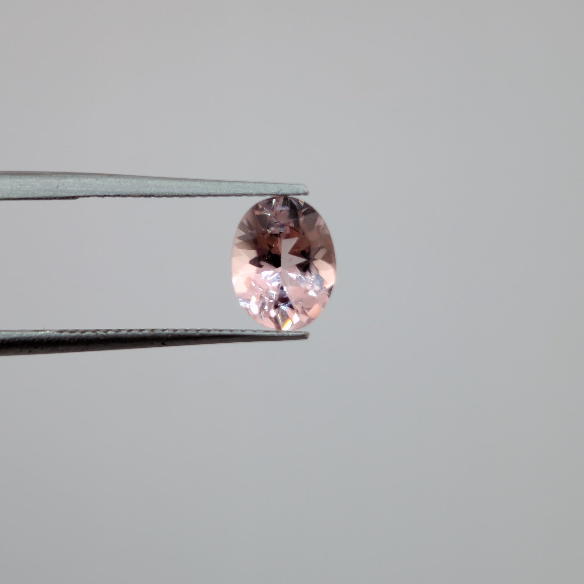 Morganita Facetado Ovalado 7 mm x 5.6 mm