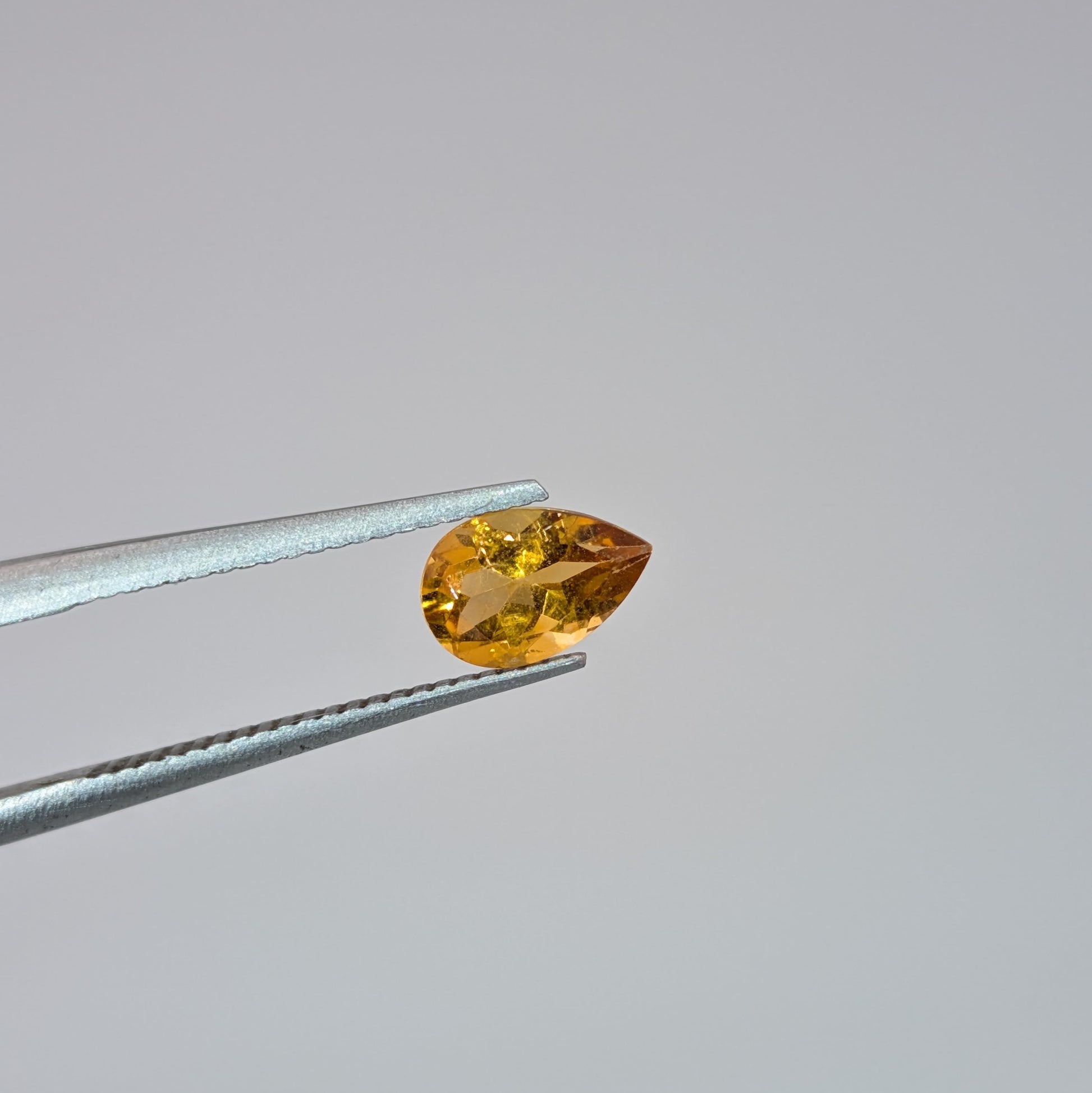 Citrino Facetado Redondo 4 mm x 6 mm