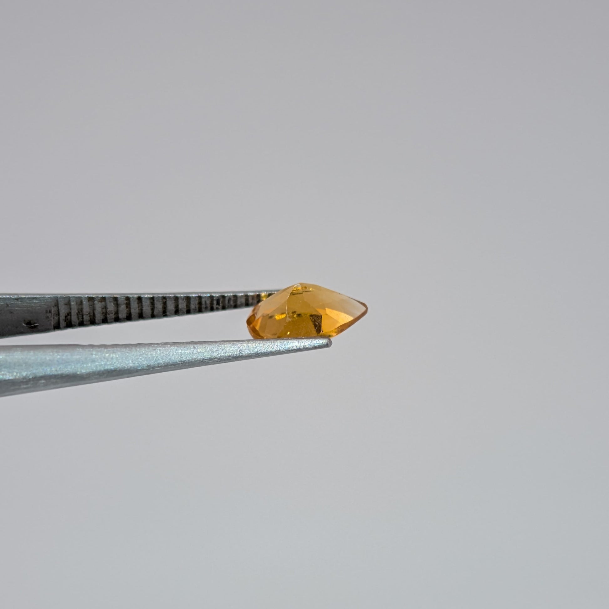 Citrino Facetado Redondo 4 mm x 6 mm