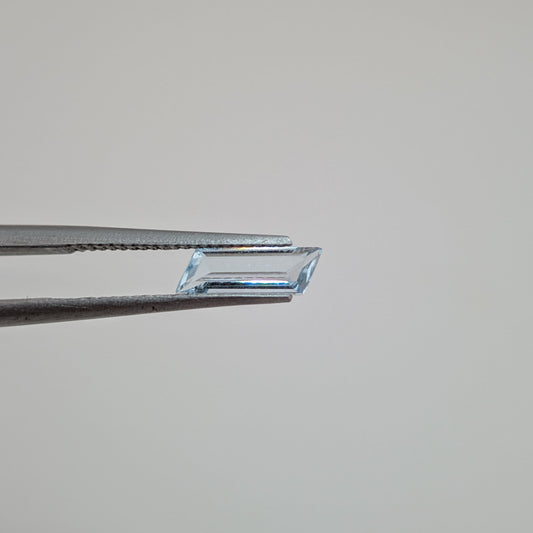 Aguamarina Facetado Forma libre 7 x 3 mm