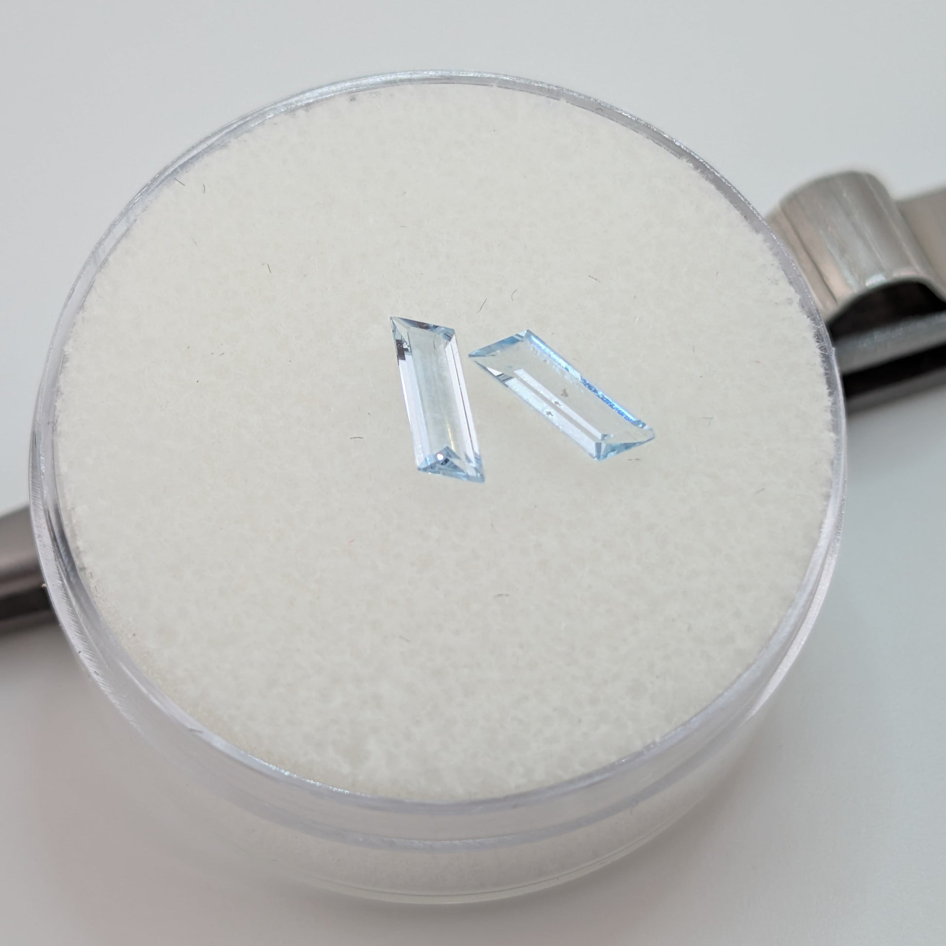 Aguamarina Facetado Forma libre 7 x 3 mm