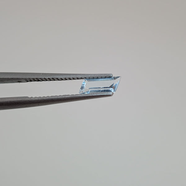 Aguamarina Facetado Forma libre 6 x 2.3 mm