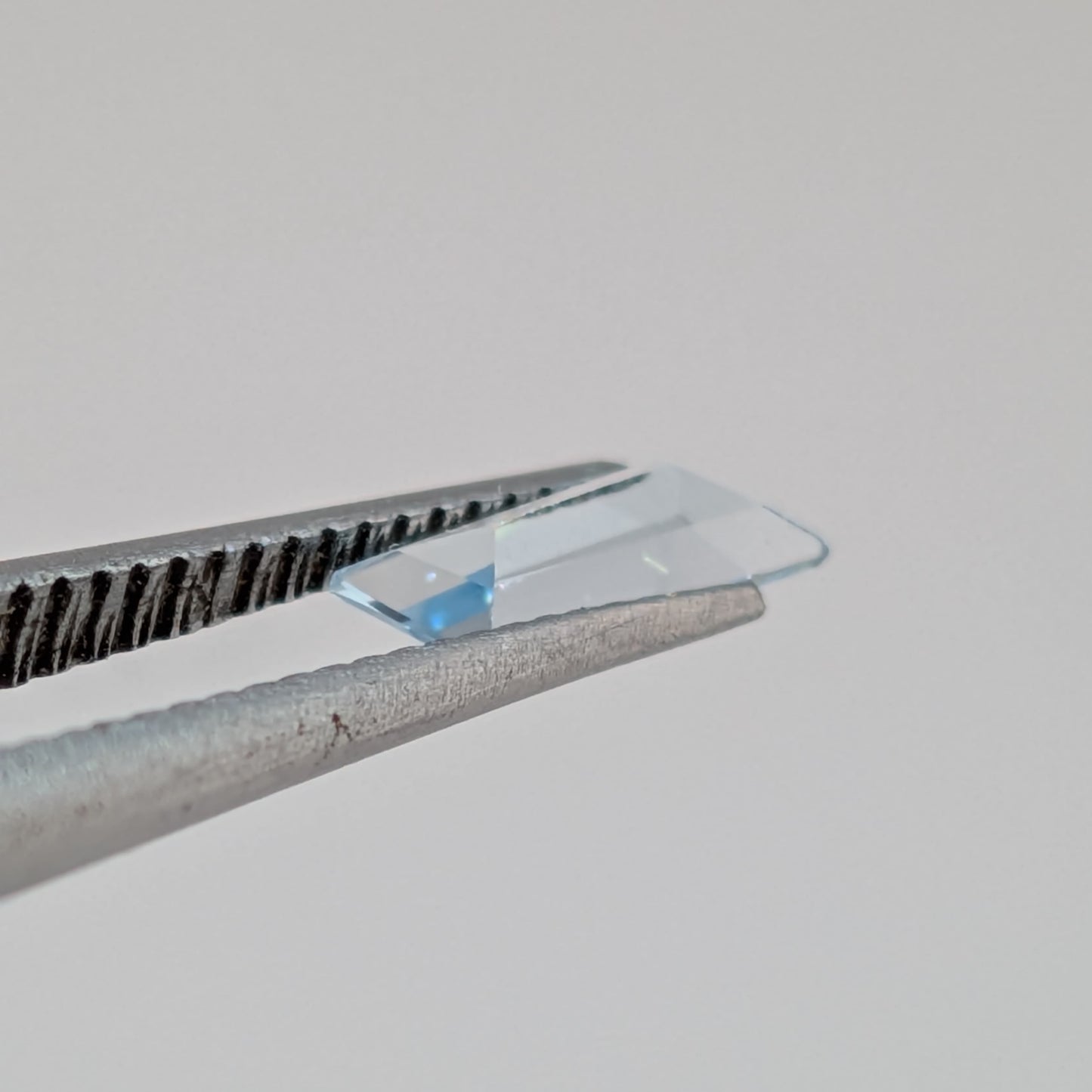 Aguamarina Facetado Forma libre 6 x 2.3 mm