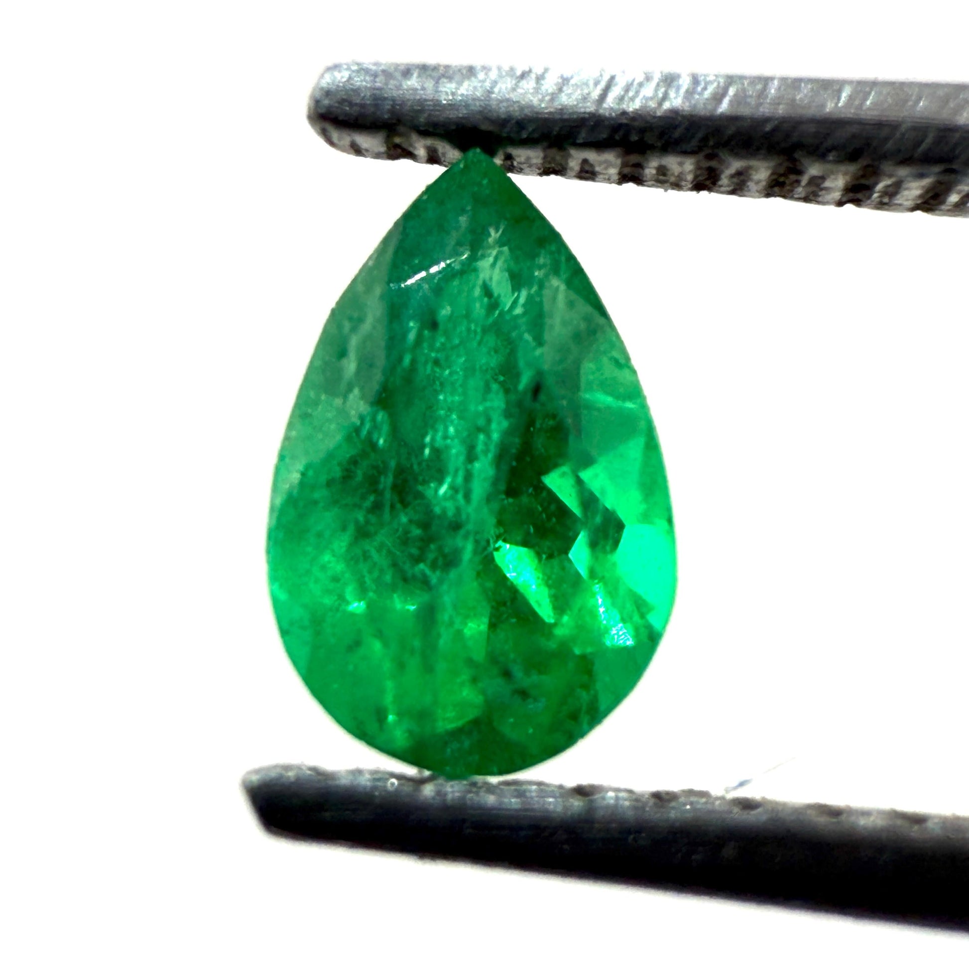 Esmeralda Facetado Gota 5.14 x 3.44 x 2.85 mm