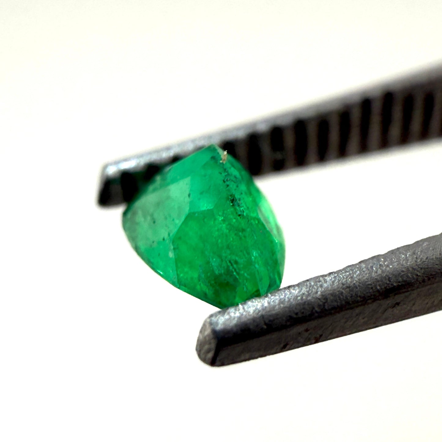 Esmeralda Facetado Gota 5.14 x 3.44 x 2.85 mm