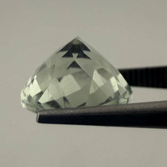 Prasiolita Facetado Ovalado 10 mm x 12 mm