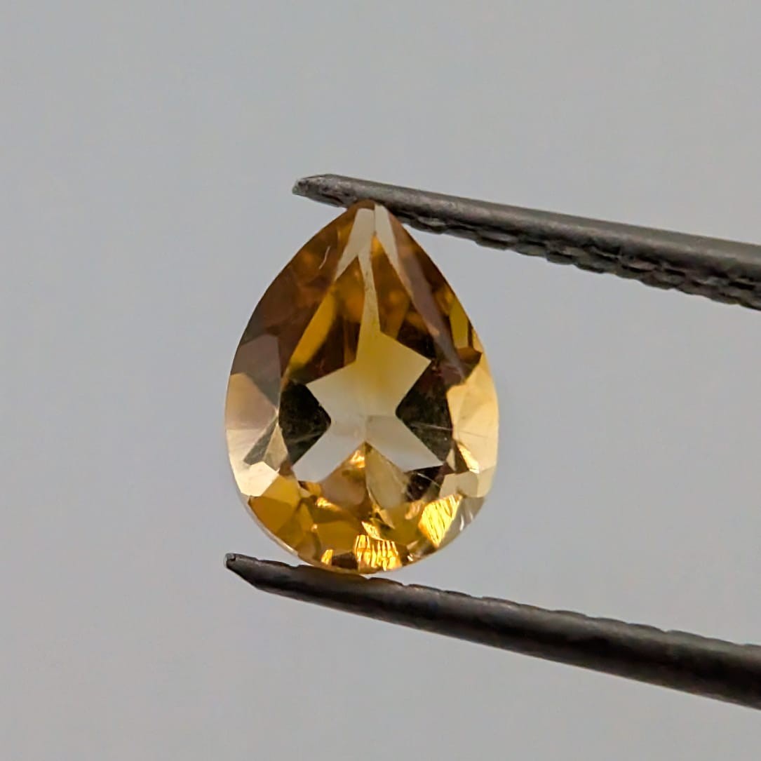 Citrino Facetado Gota 5 mm x 7 mm