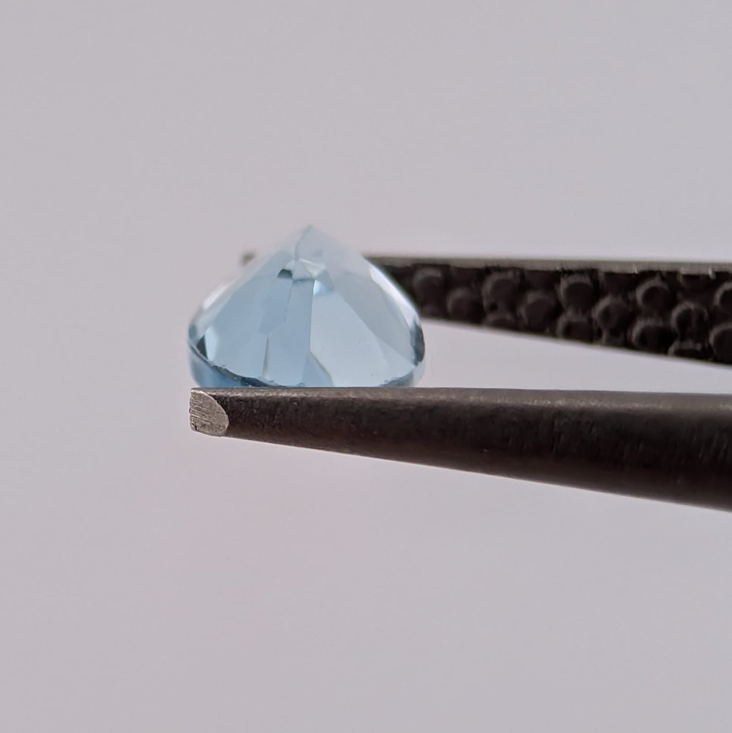 Topacio Sky Blue Facetado Ovalado 4 mm x 6 mm