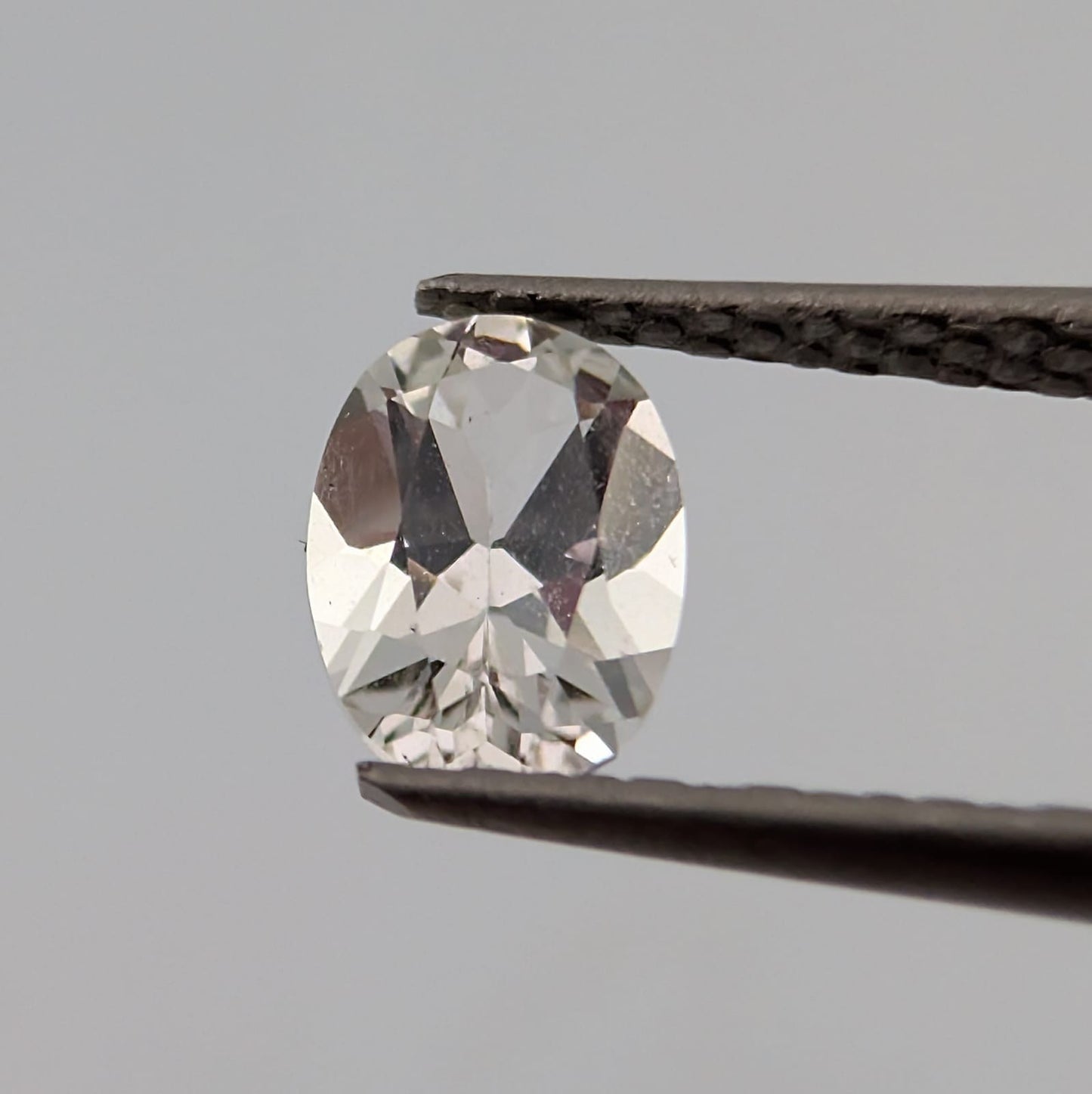 Topacio imperial Facetado Ovalado 7 x 5 mm
