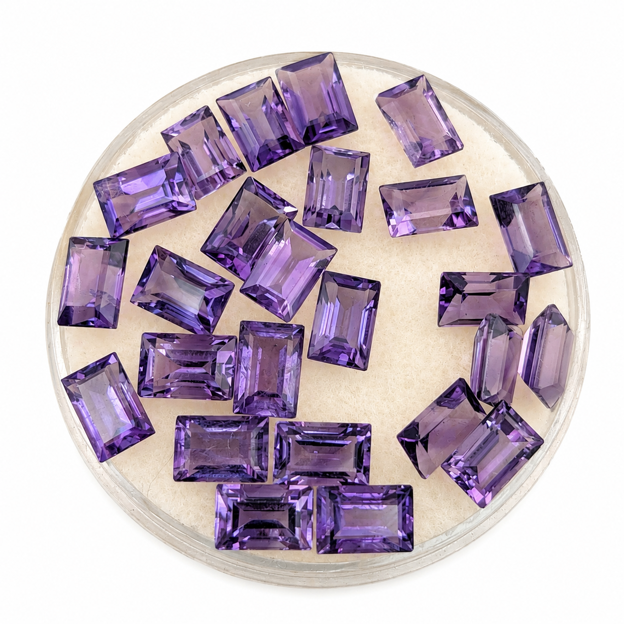 Amatista Facetada Esmeralda 6 mm x 4 mm