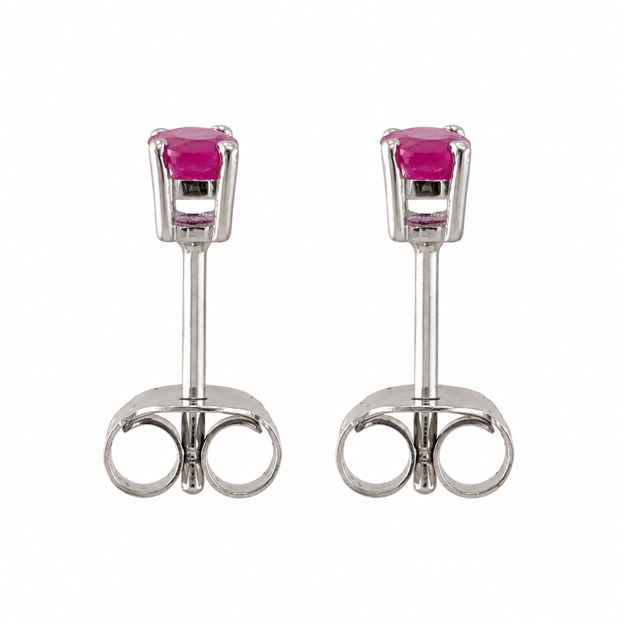 Aretes de Rubi ovalado 5x3 mm