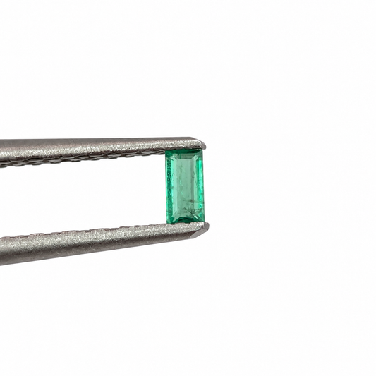 Esmeralda Facetada Esmeralda 2.5 x 1.5 mm