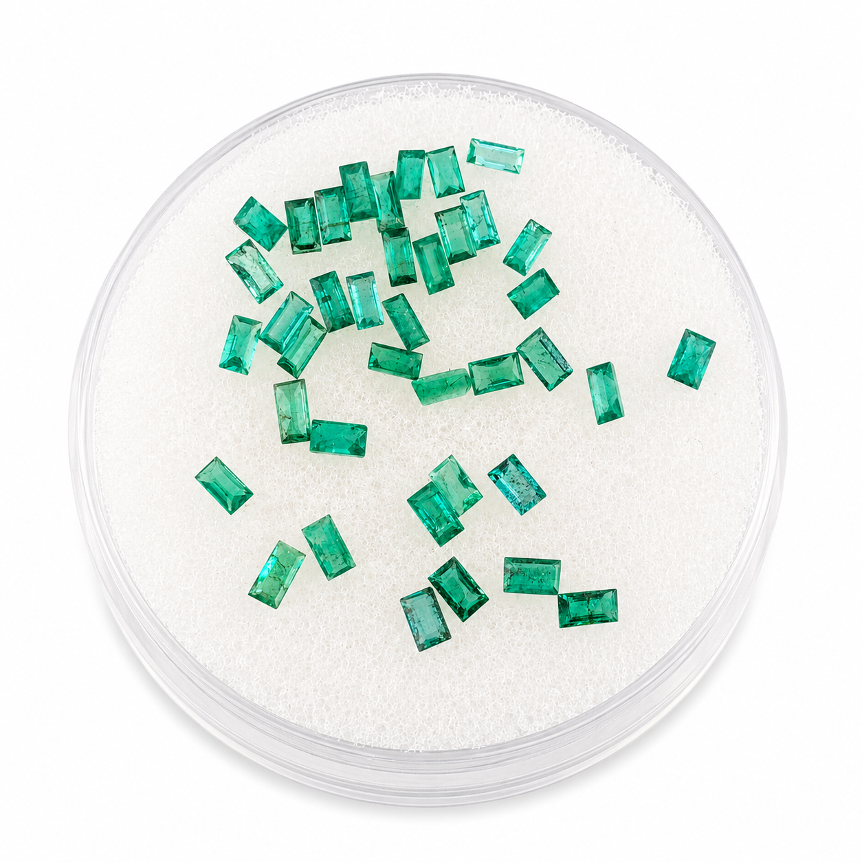 Esmeralda Rectangular 3x1.5 mm