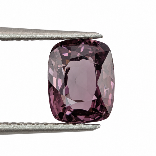 Espinela Morada Facetada Cojín 7.1 x 6.7 mm