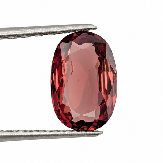Espinela Rojo Facetada Ovalada 10 x 6.5 mm