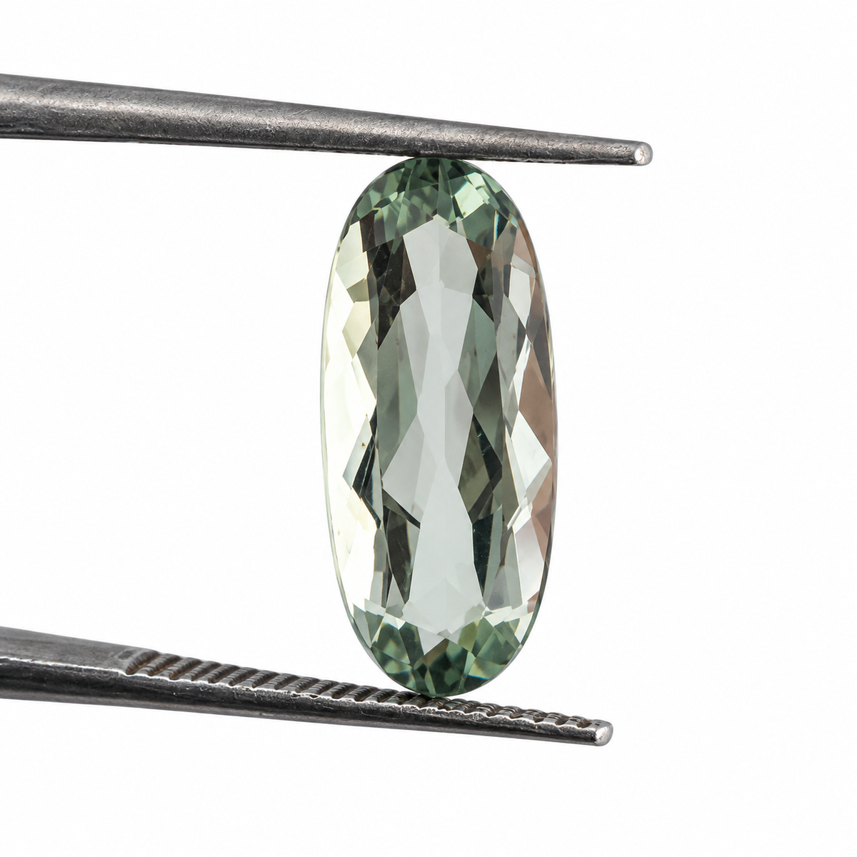 Prasiolita (Amatista Verde) Facetada Ovalada 14 x 6 mm