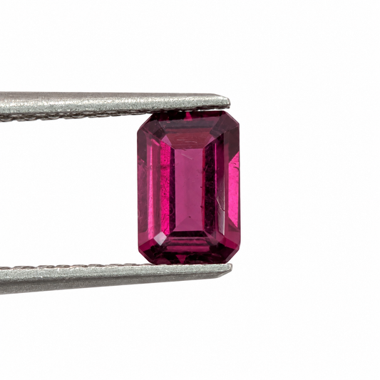Granate Rodolita Facetado Esmeralda 6 x 4 mm