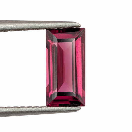 Granate Rodolita Facetado Esmeralda 8 x 4 mm