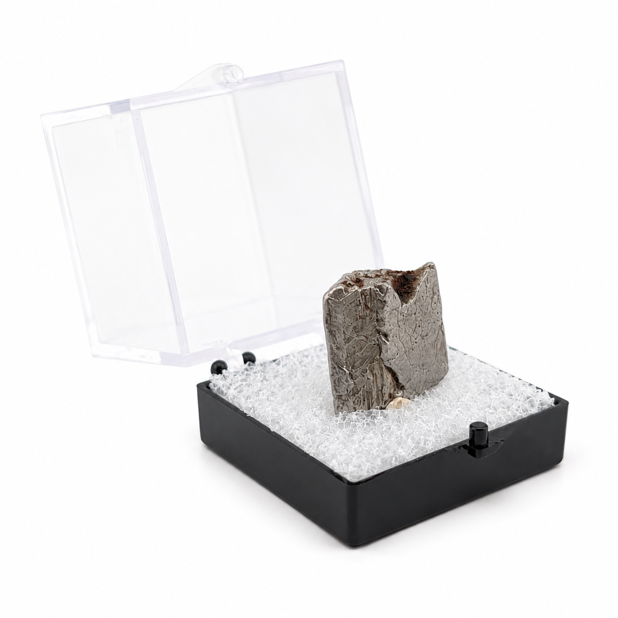 Meteorito Aletai en Caja de acrílico ~3.5 cm