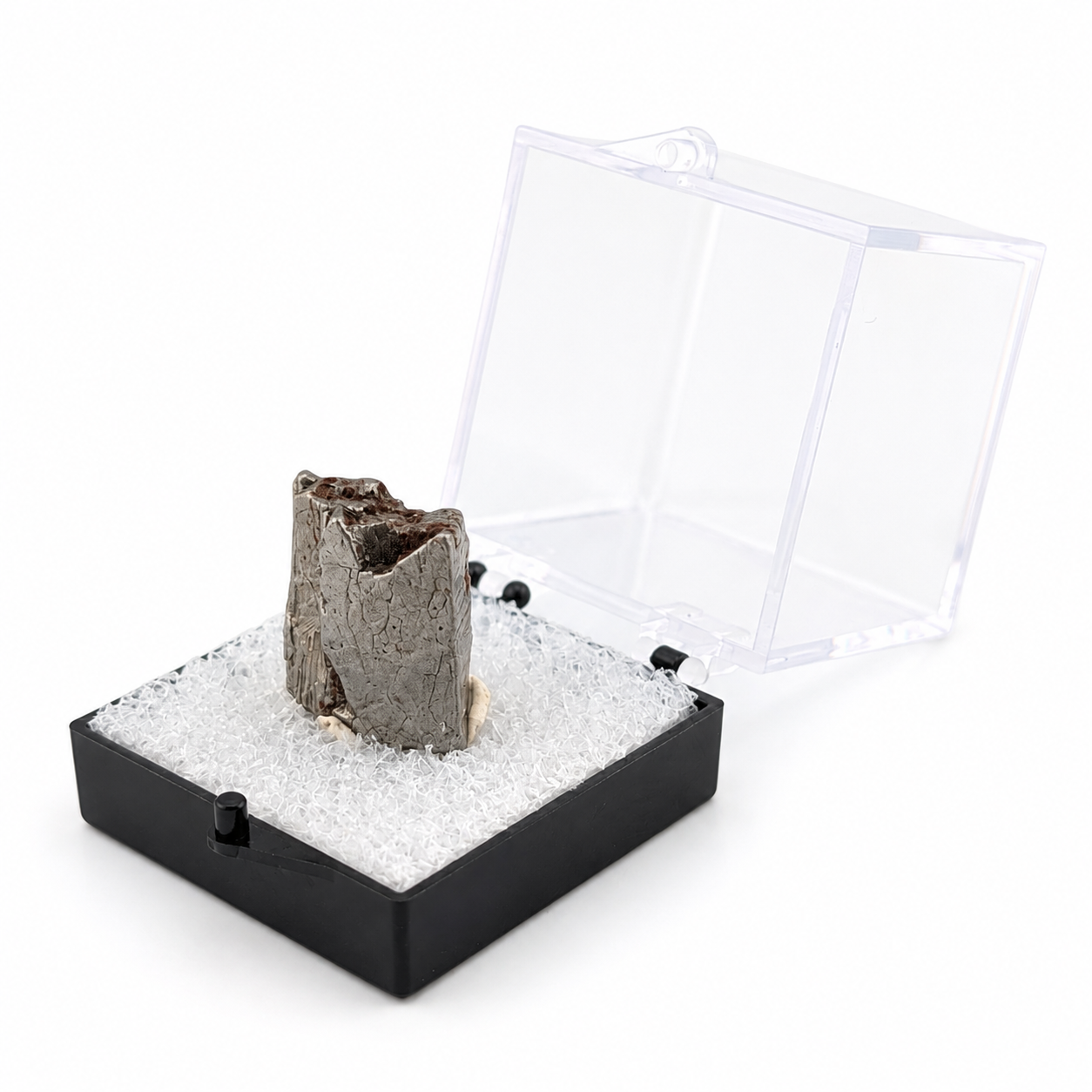 Meteorito Aletai en Caja de acrílico ~3.5 cm