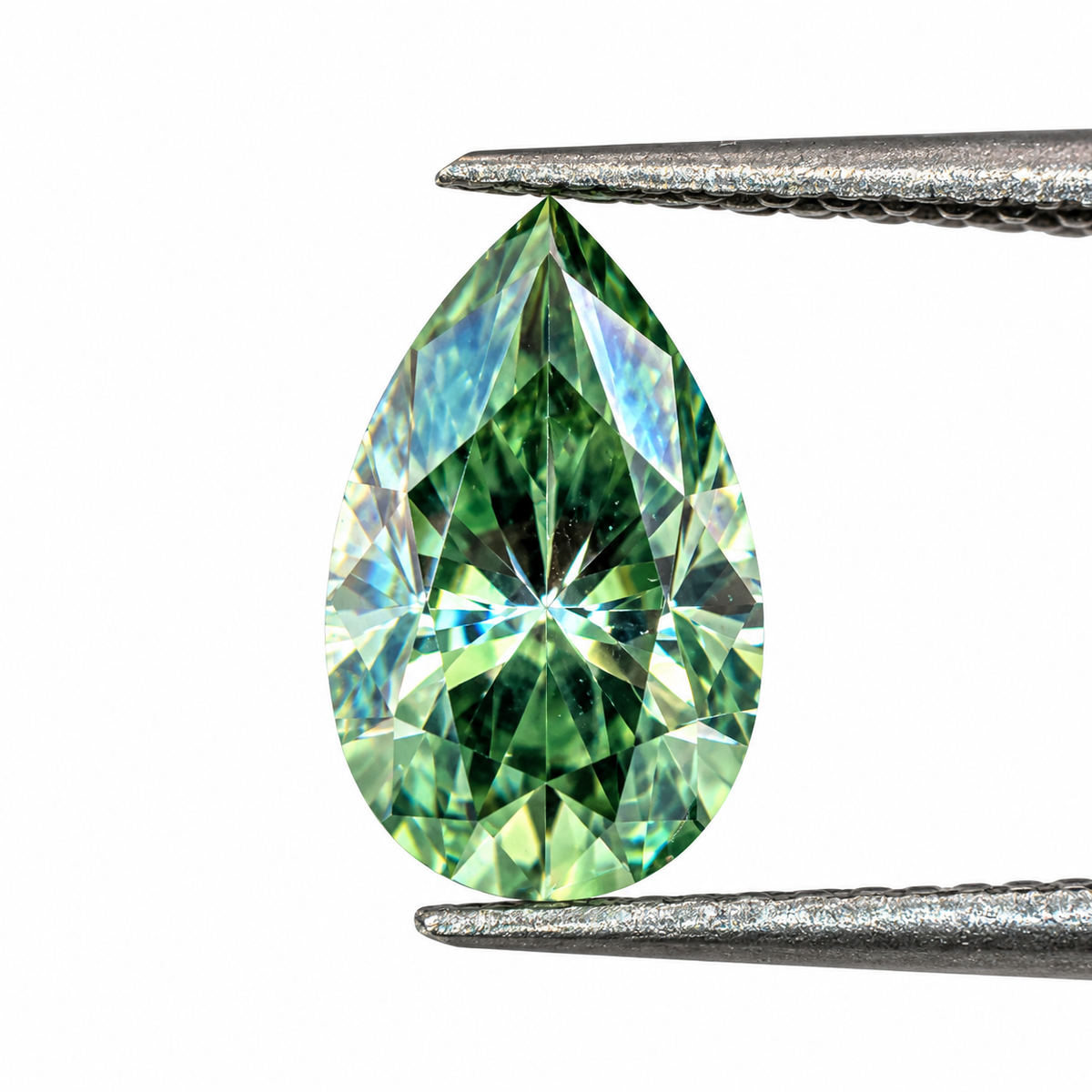 Moissanita Verde Facetada Gota 8 x 5 mm