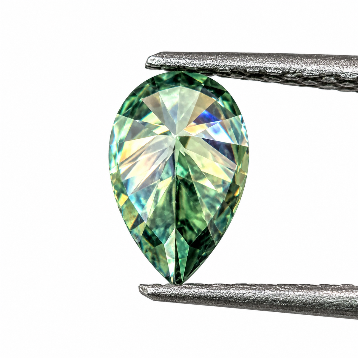 Moissanita Verde Facetada Gota 8 x 5 mm