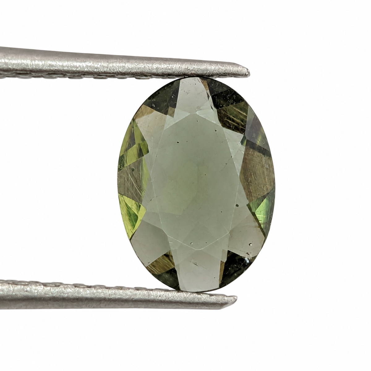 Moldavita Facetada Ovalada 7.5 x 6.5 mm