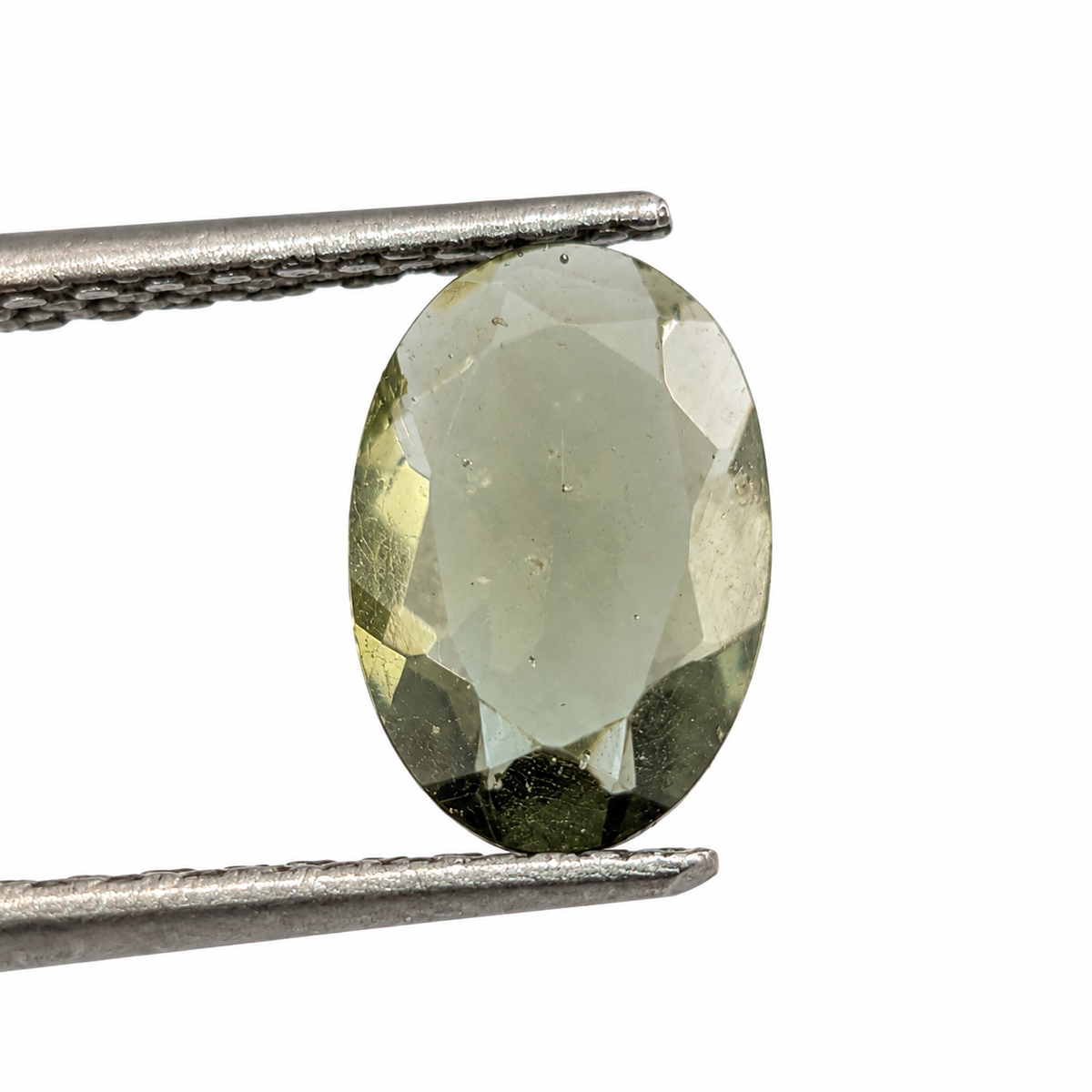 Moldavita Facetada Ovalada 8 x 5.4 mm
