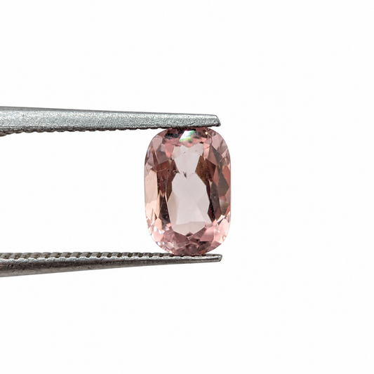 Morganita Facetada Rectangular 7.6 x 5 mm