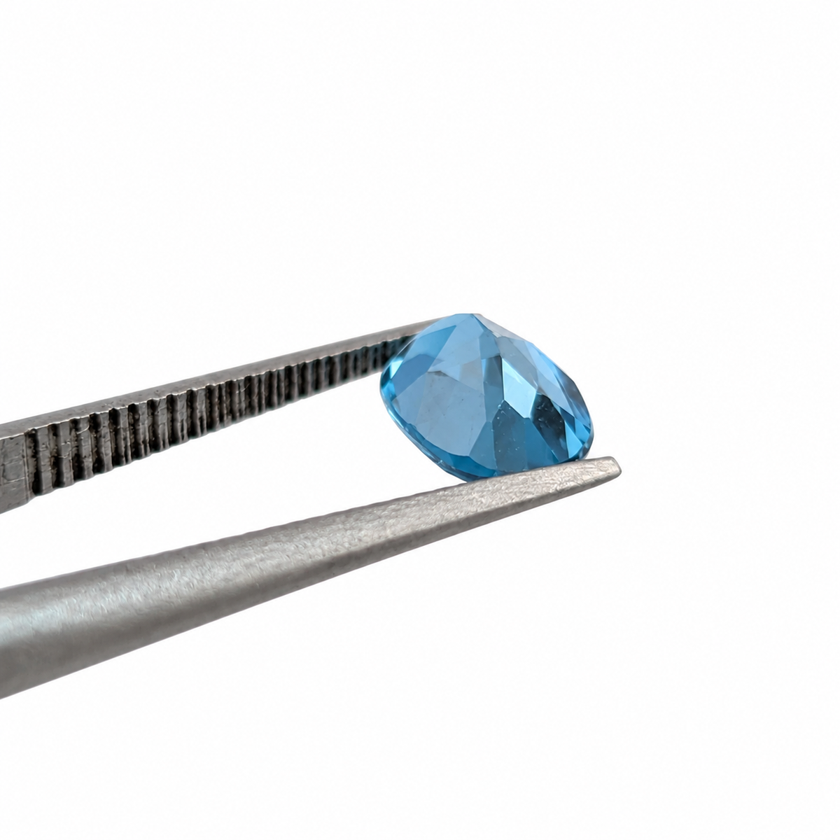 Topacio Azul London Facetado Ovalado 6 x 4 mm