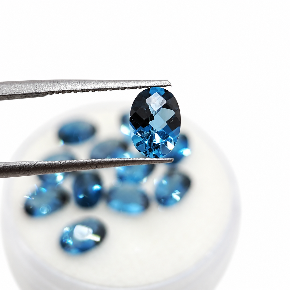 Topacio Azul London Facetado Ovalado 7 x 5 mm