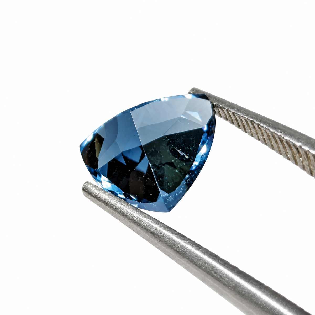 Topacio Azul London Facetado Trillante 8 mm