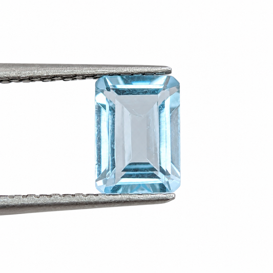 Topacio Sky Blue Facetado Esmeralda 7 x 5 mm