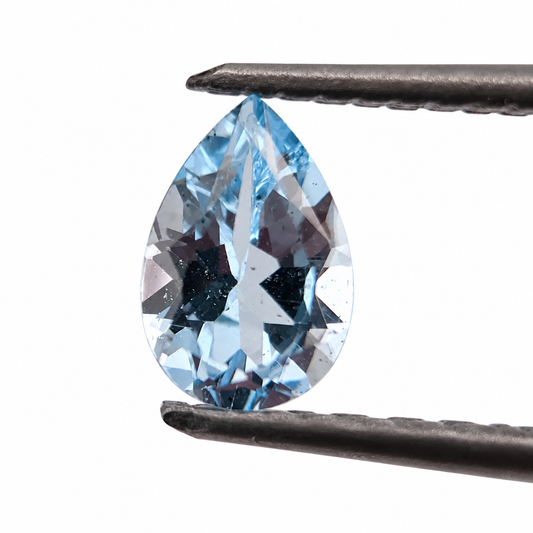 Topacio Sky Blue Facetado Pera 6 x 4 mm