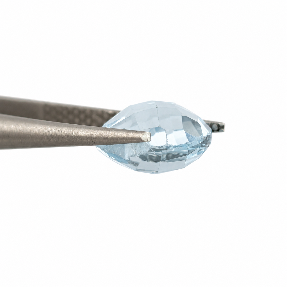 Topacio Swiss Blue Facetado Corazón 10 mm