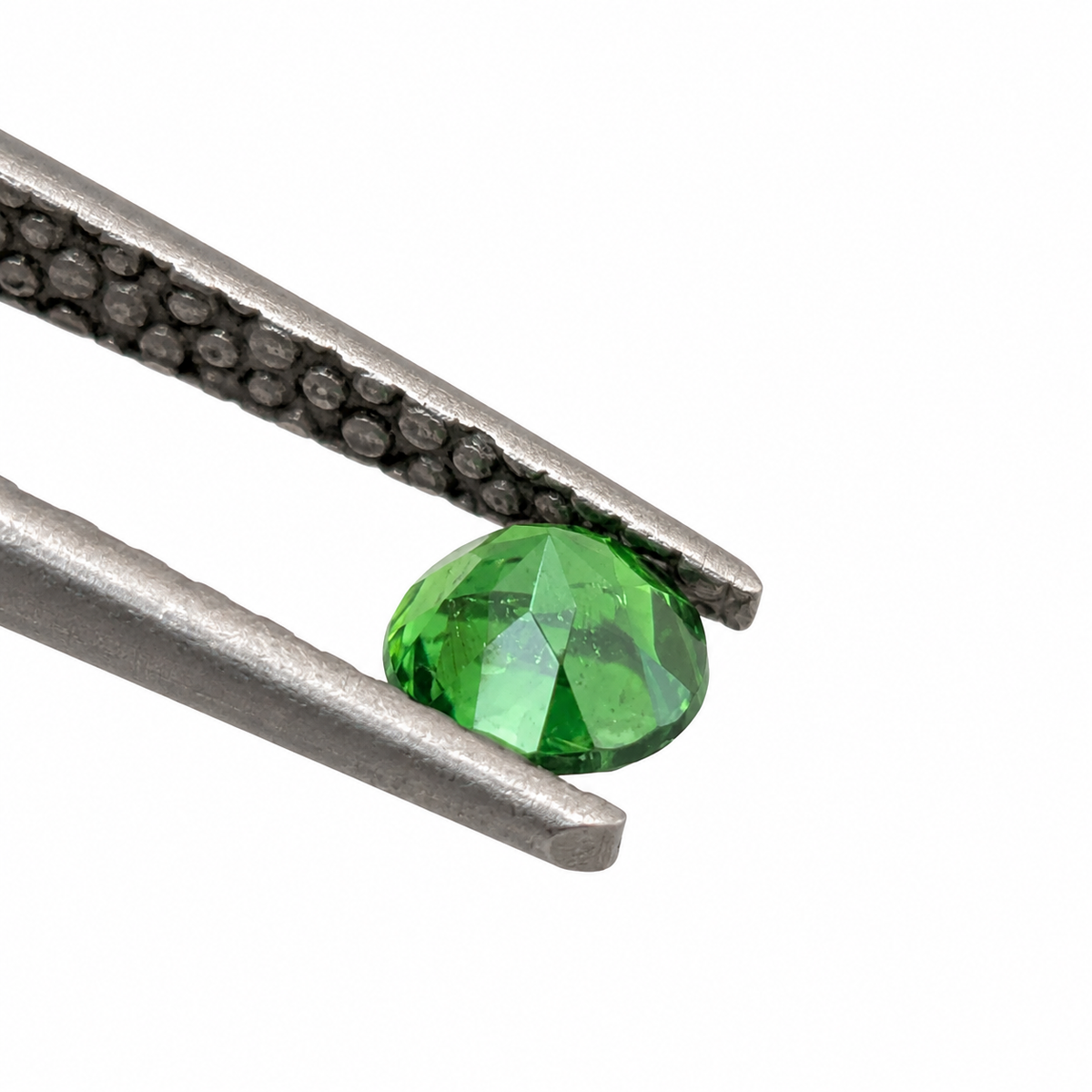 Tsavorita (Granate Verde) Facetada Redonda 3.5 mm