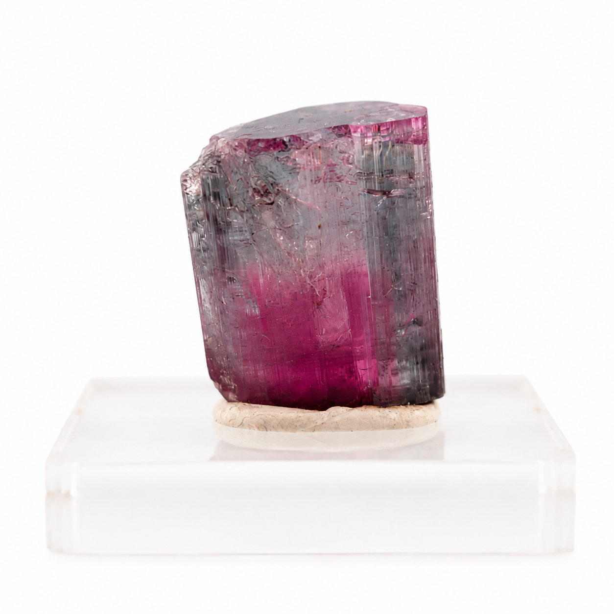 Turmalina en bruto ~17 x 13 mm