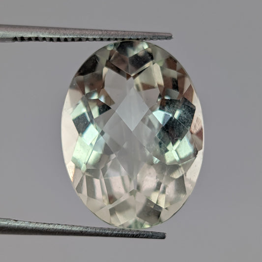Prasiolita Facetado Ovalado 12 mm x 16 mm