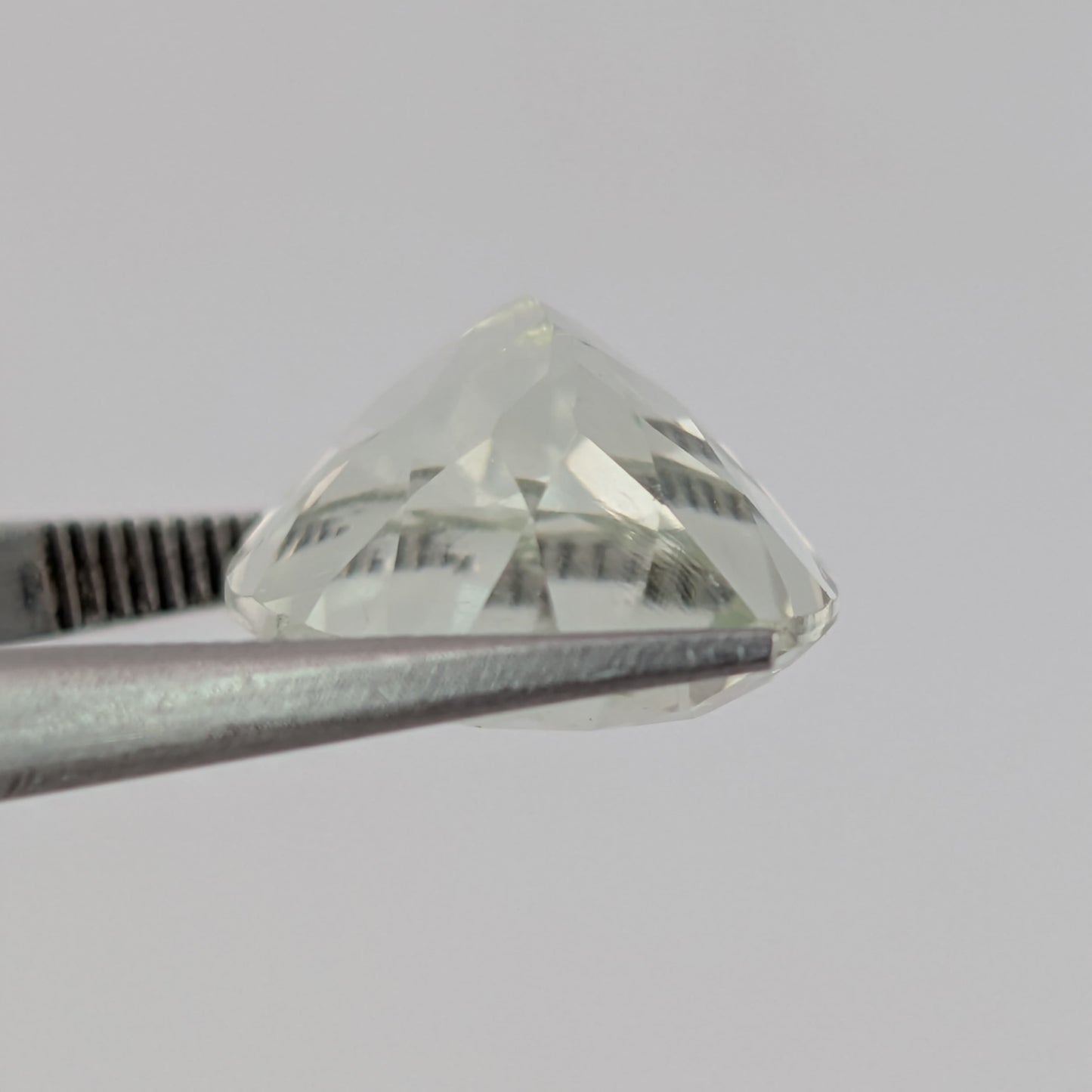 Prasiolita Facetada Ovalada 18 mm x 13 mm