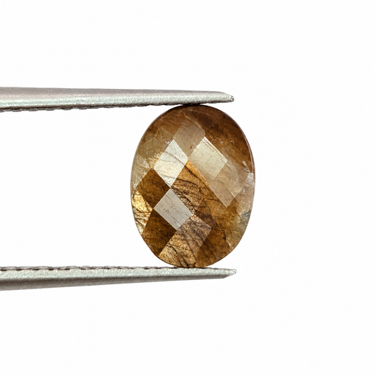 Zafiro Gold Sheen Facetado Ovalado 8 x 6 mm