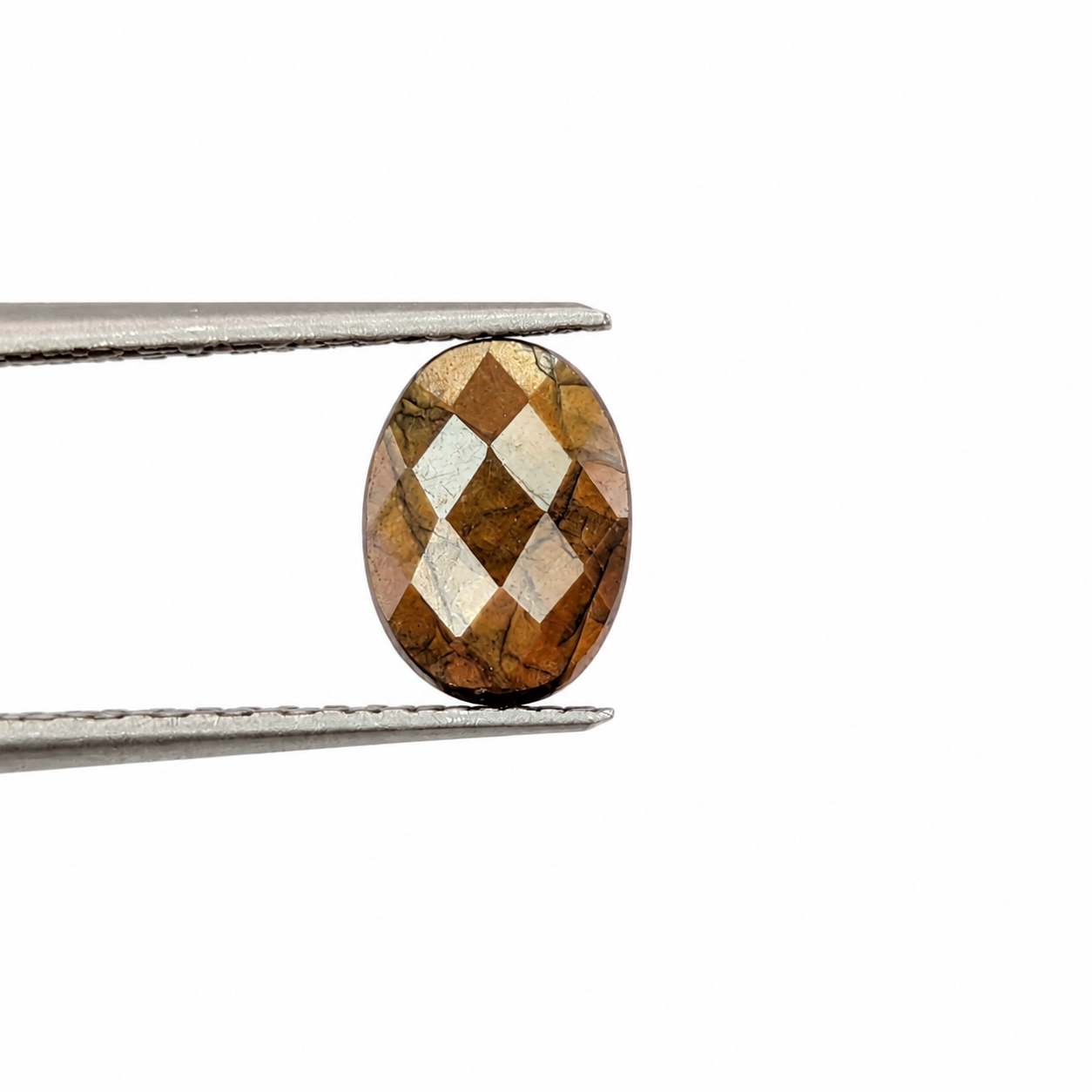Zafiro Gold Sheen Facetado Ovalado 8 x 6 mm