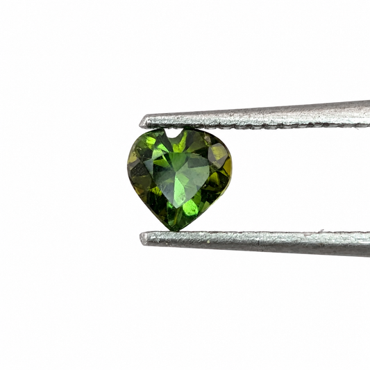 Turmalina Verde Facetado Corazón 4 mm